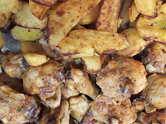 Курица запеченная с картофелем