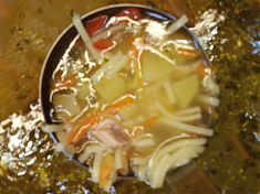 Куриный суп с лапшой