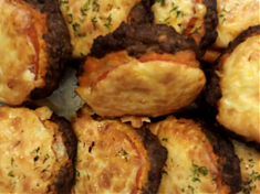 Оладьи из говяжьей печени с овощами
