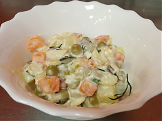 Оливье с курицей