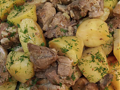 Ребра свиные запеченные с картофелем